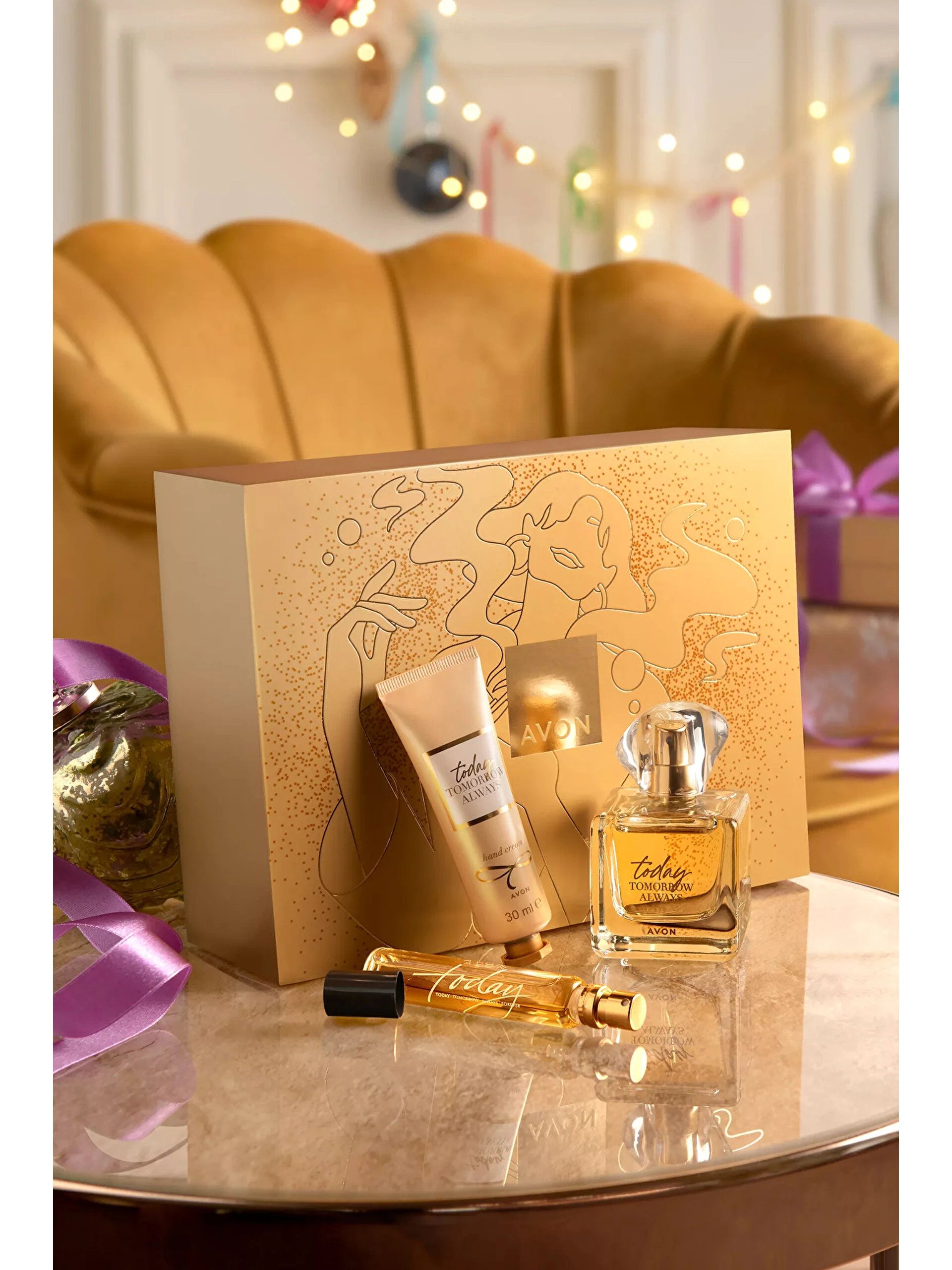 Avon TTA Today kadın parfüm ve el kremi hediye seti altın renkli özel kutu içerisinde
